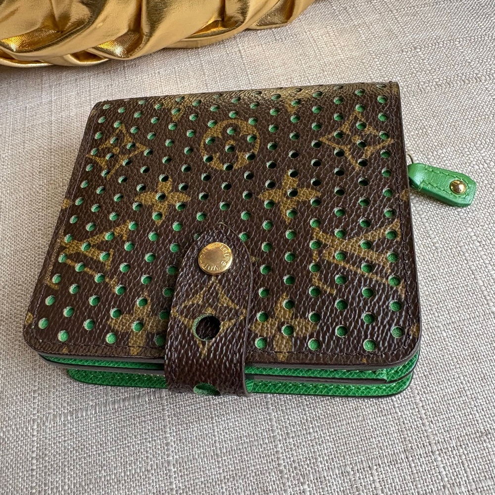 Louis Vuitton Brown and Green Perforated Wallet - Picture 6 of 8